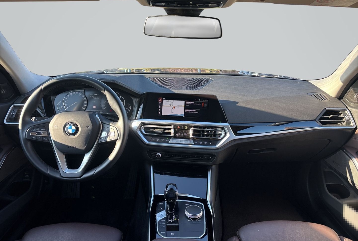 BMW 330 d Sport Line Navi Leder HarmanKardon El. Hec foto 15