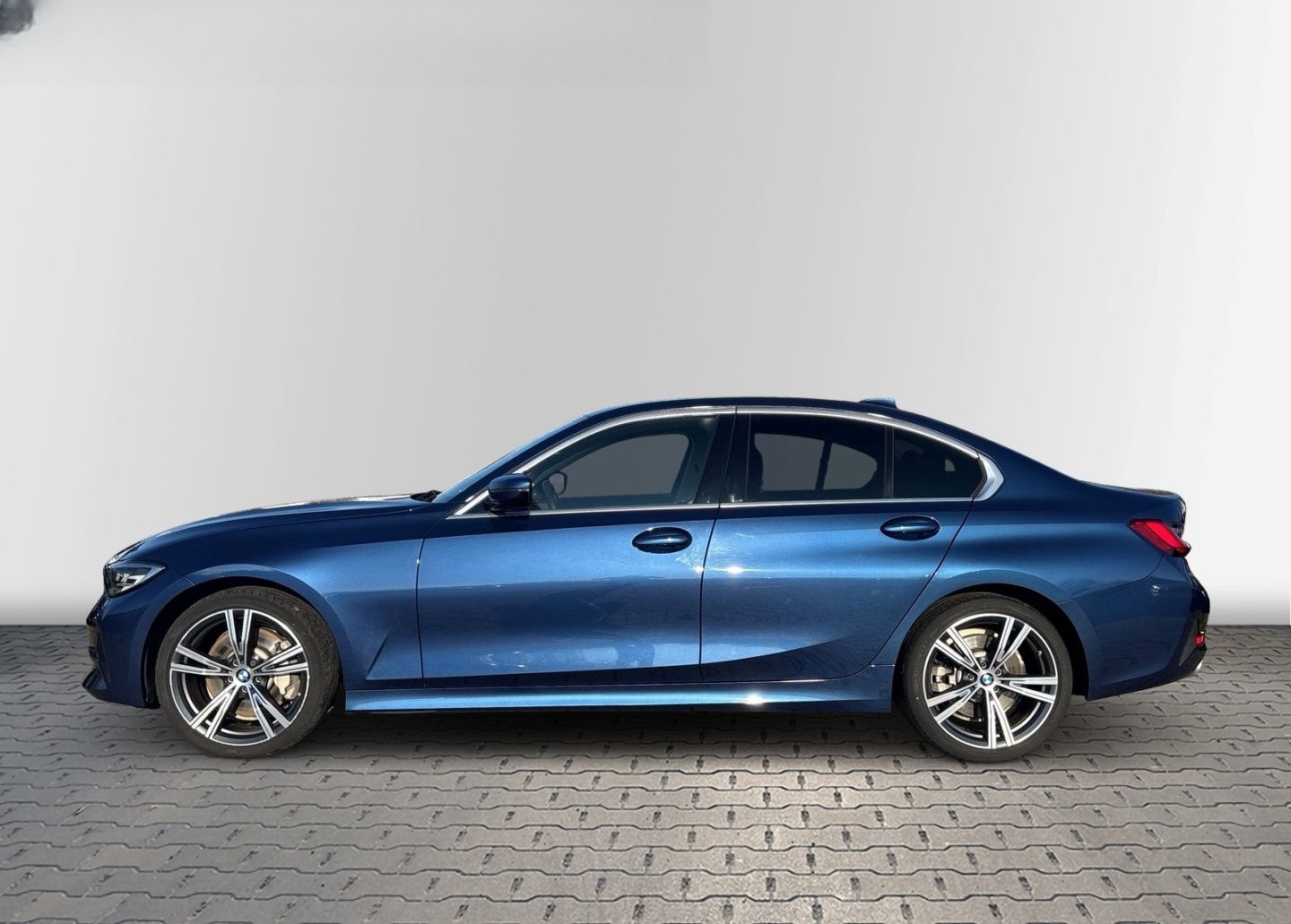 BMW 330 d Sport Line Navi Leder HarmanKardon El. Hec foto 7