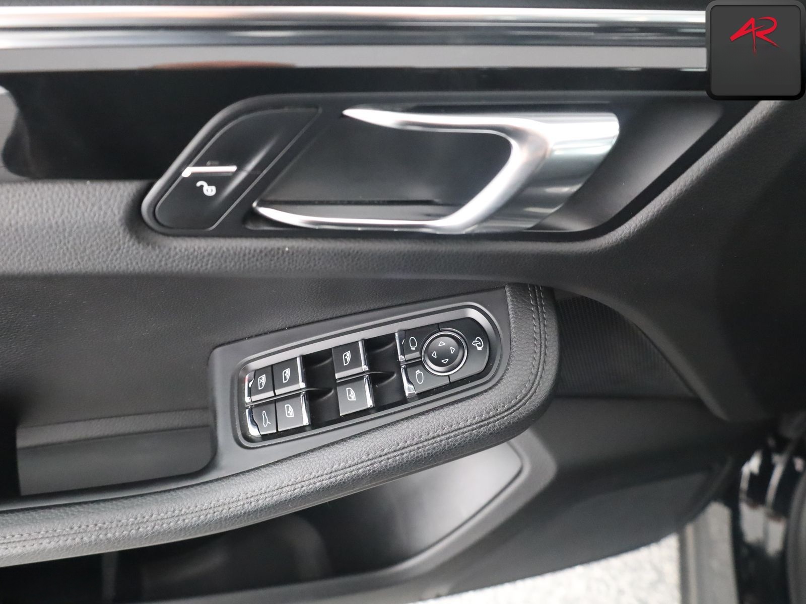 Porsche Macan S Diesel STANDHEIZ,KAMERA,PANO,SOUNDPLUS foto 13