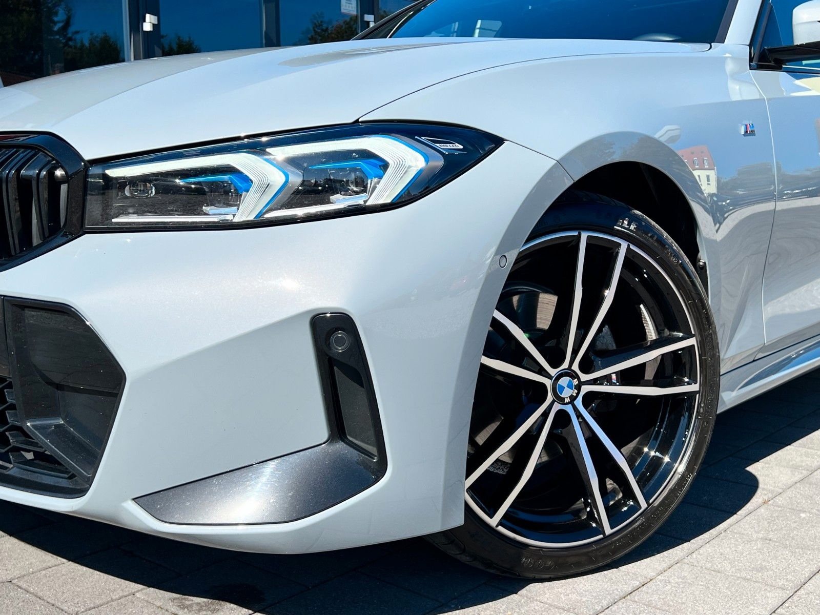 BMW 320d xDrive M Sport*360°HUD*Pano*HK*Standhzg*ACC foto 18