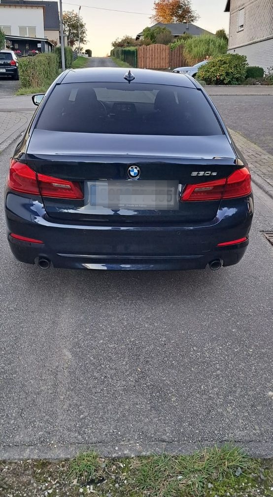 BMW 530 e Sport Line Shadow-Line foto 6