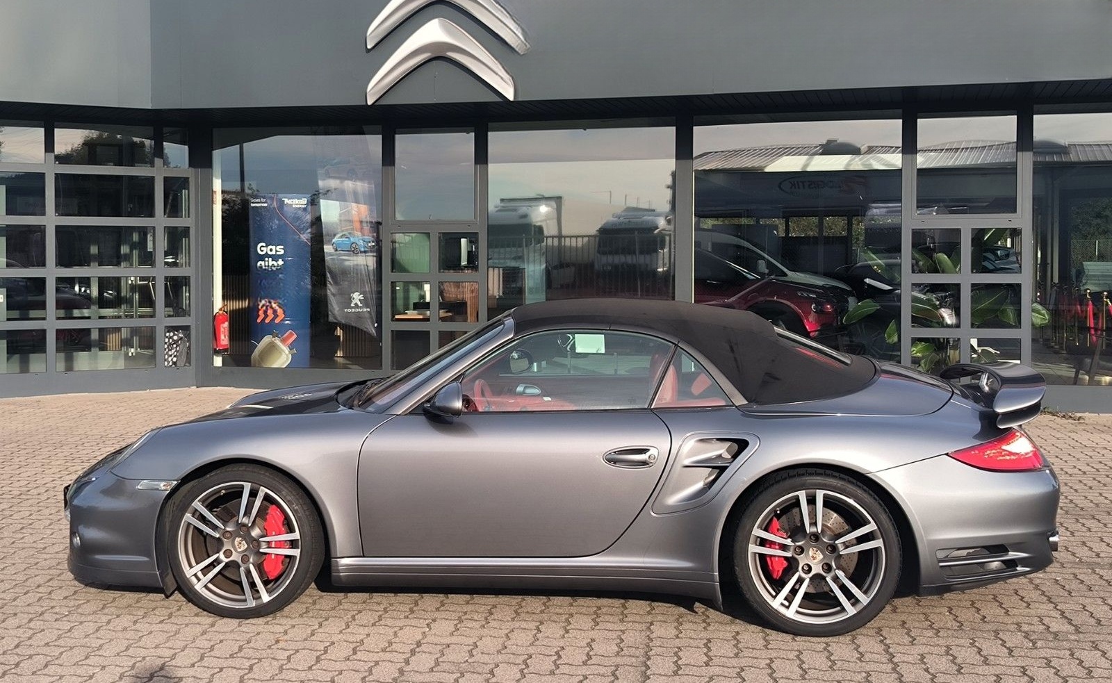 Porsche 911 Turbo Cabrio foto 4