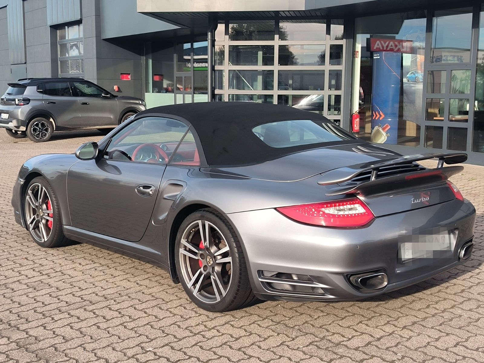 Porsche 911 Turbo Cabrio foto 5