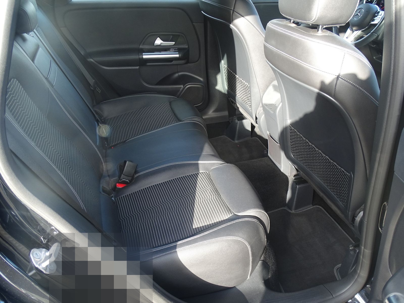 Mercedes-Benz B 180 7 GANG DCT*NAVI*GJR*SHZG*TEMP*LED*PDC*MFL  foto 25