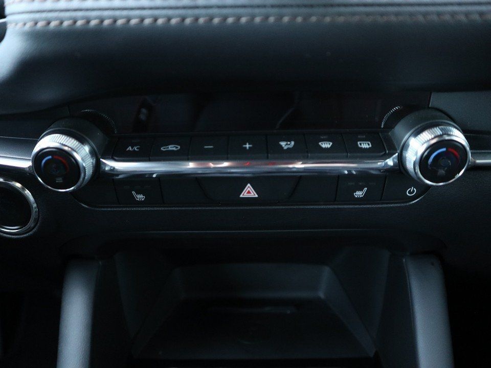 Mazda 3 M-Hybrid X-186 AT Exclusive-Line DASO DESI *Ak foto 13