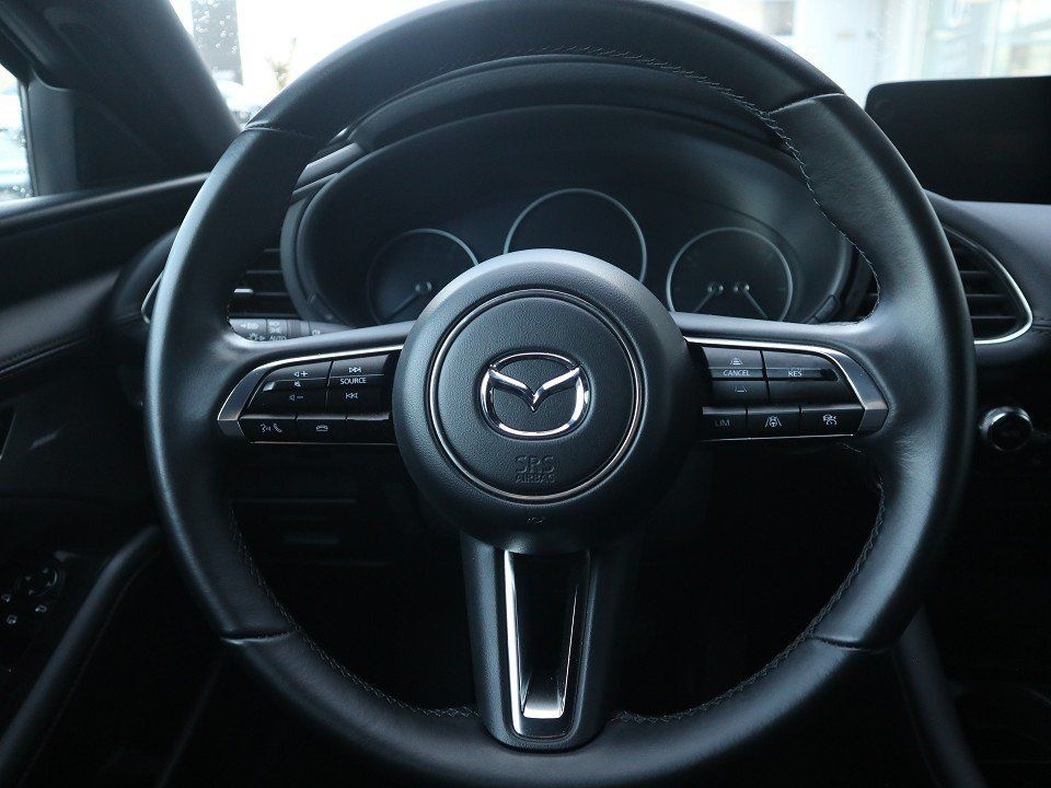 Mazda 3 M-Hybrid X-186 AT Exclusive-Line DASO DESI *Ak foto 17