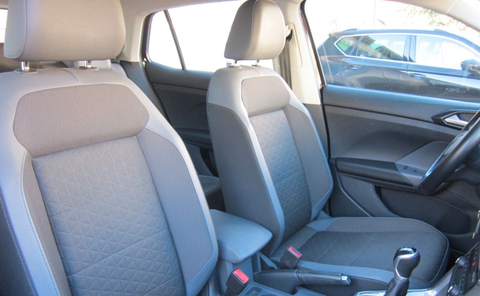 Volkswagen T-Cross 1,0 "Style" foto 12