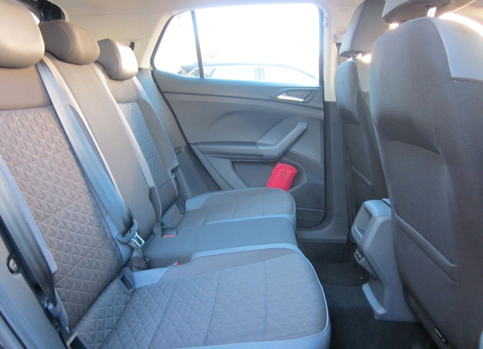Volkswagen T-Cross 1,0 "Style" foto 9