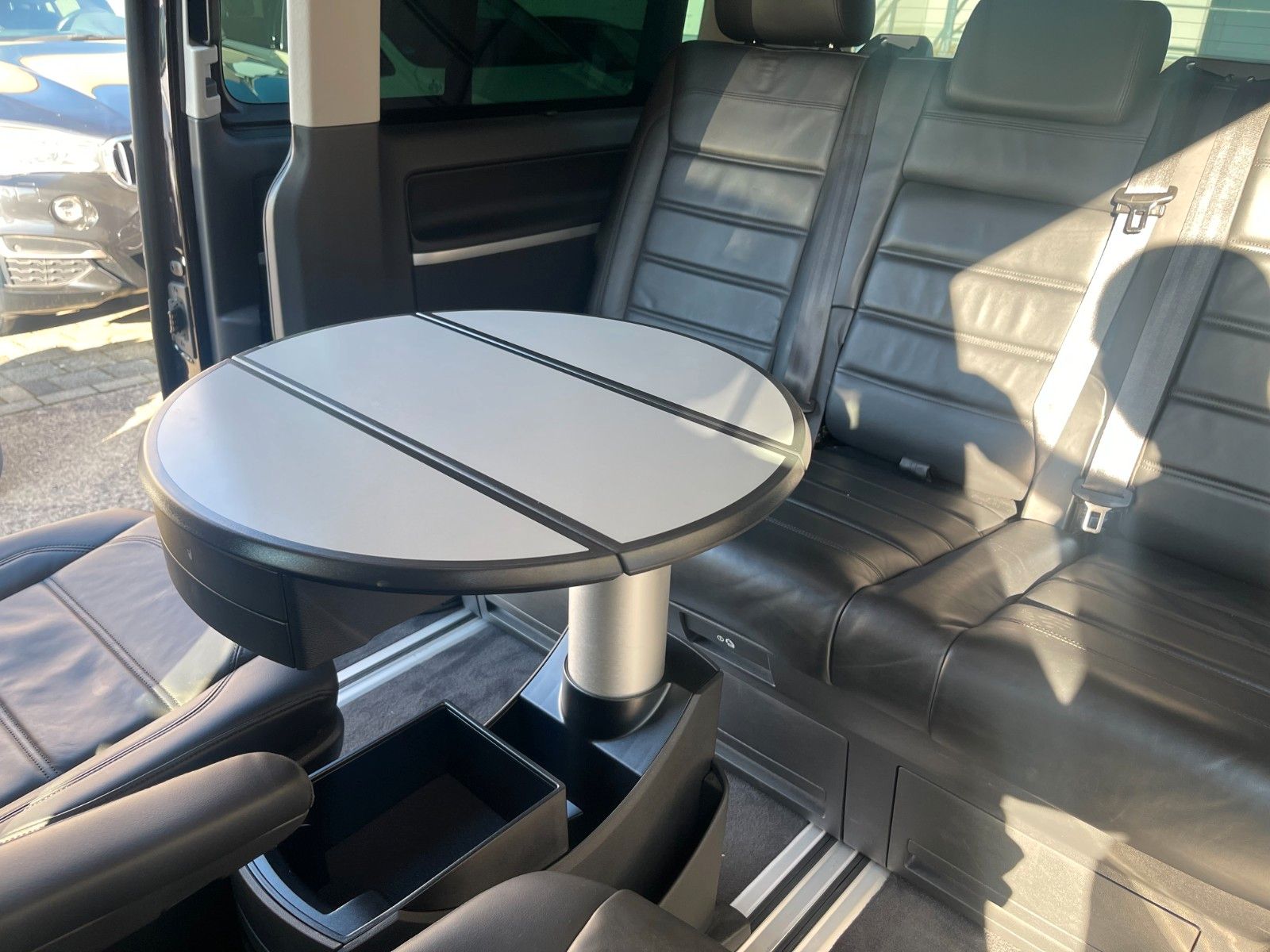 Volkswagen T6 Multivan Highline Vollleder AHK STDHZ foto 13