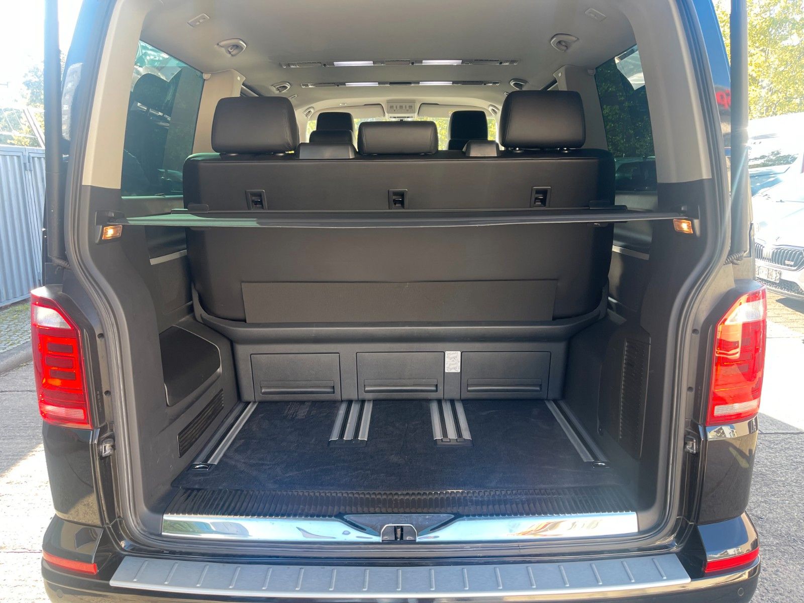 Volkswagen T6 Multivan Highline Vollleder AHK STDHZ foto 15