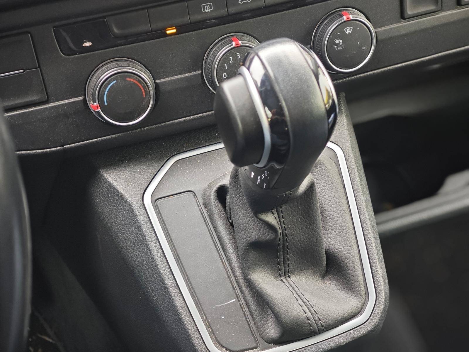 Volkswagen T6.1 Multivan 2.0 TDI Comfortline foto 15