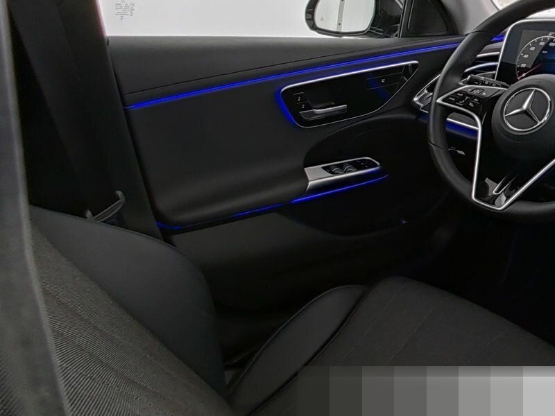 Mercedes-Benz E 220 d T AVANTGARDE Advanced PSD 19" AHK DISTRO foto 9
