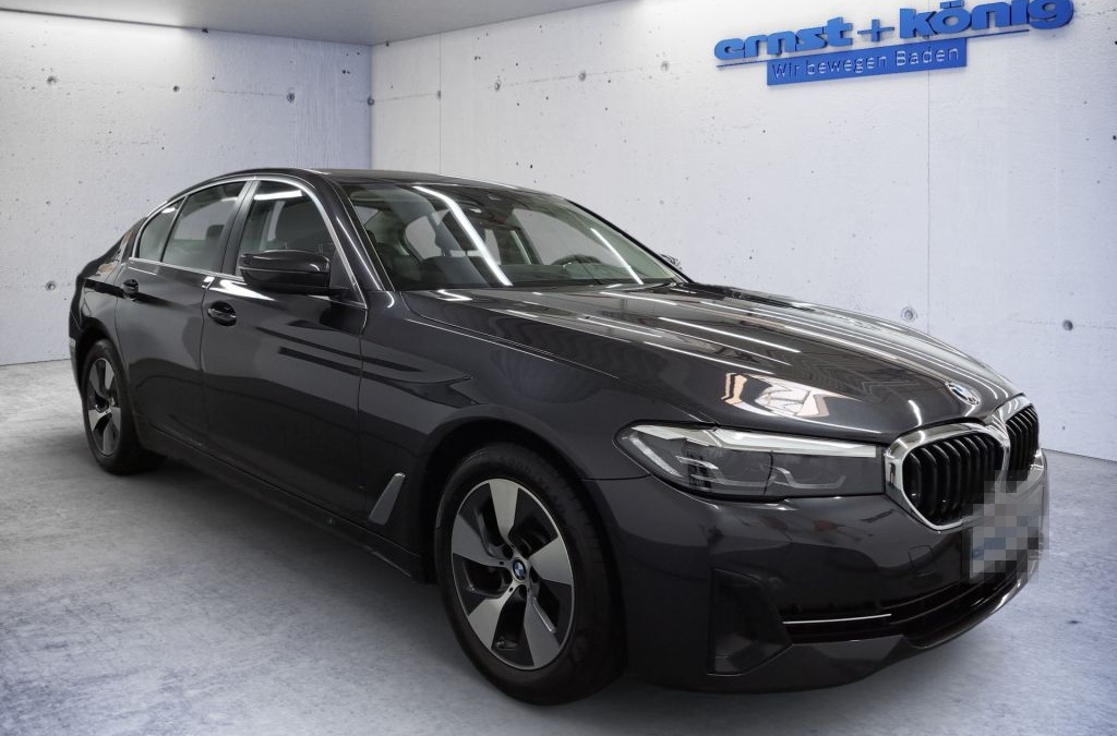 BMW 520d xDrive Aut. NAVI RFK SHZ LED Driving ASS foto 2