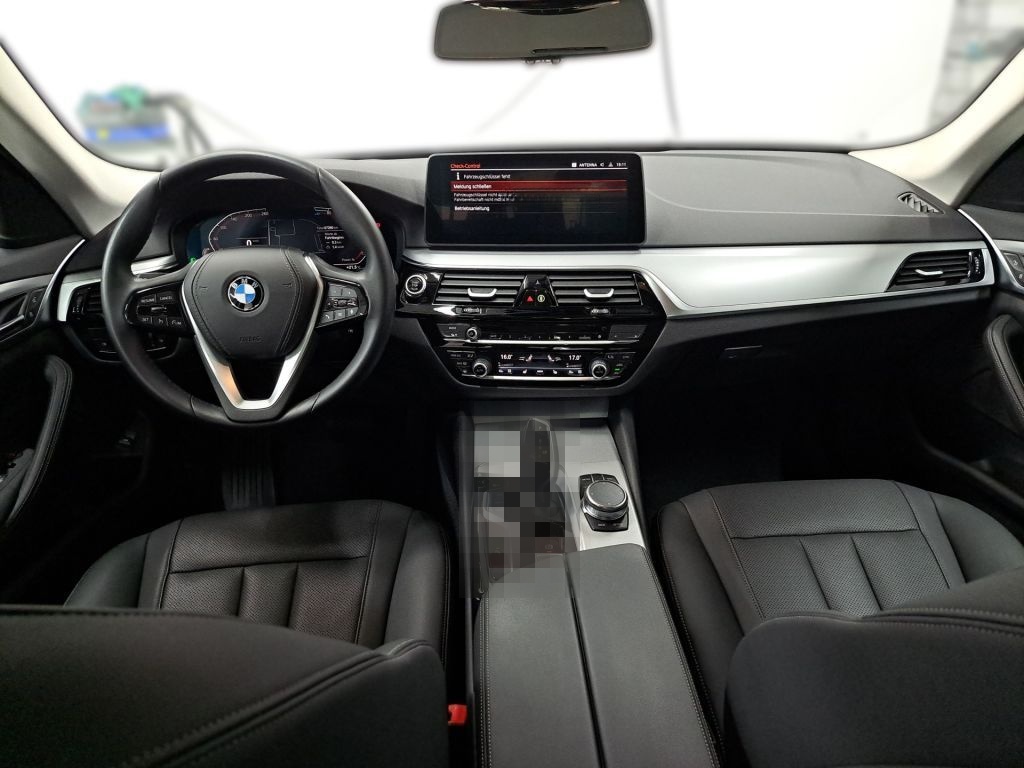 BMW 520d xDrive Aut. NAVI RFK SHZ LED Driving ASS foto 16