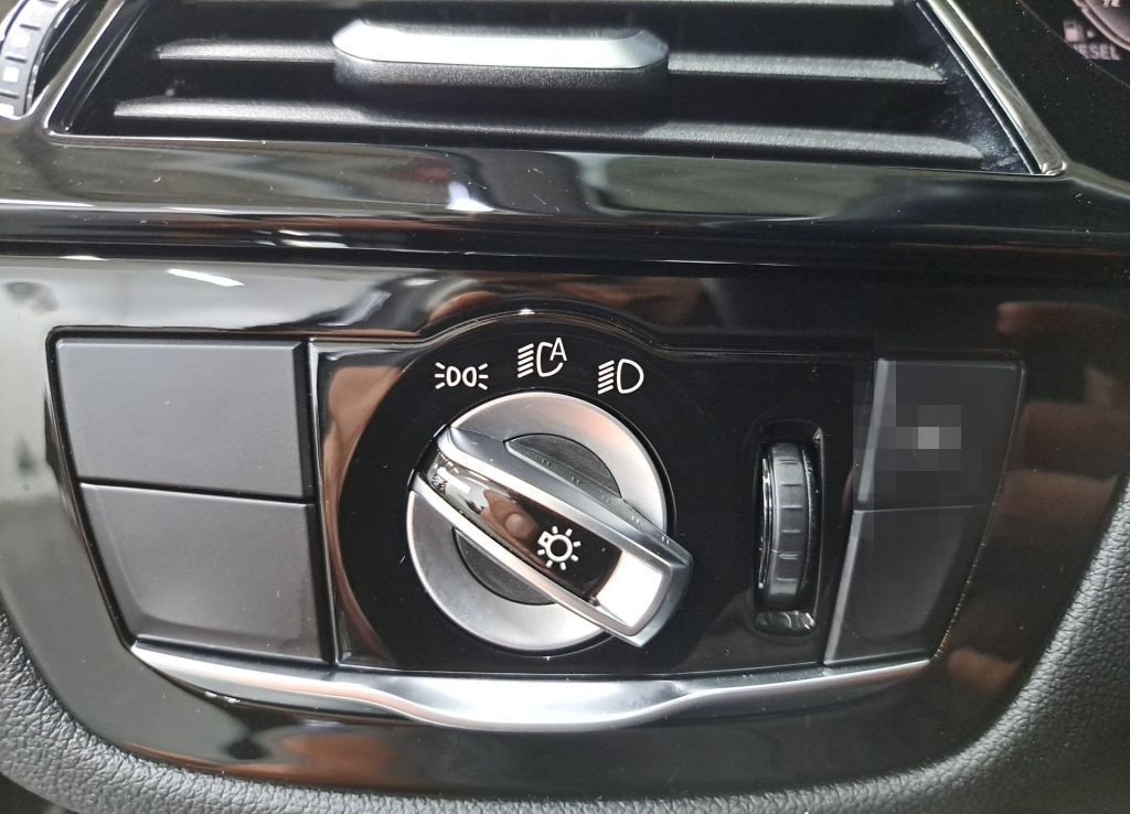 BMW 520d xDrive Aut. NAVI RFK SHZ LED Driving ASS foto 20