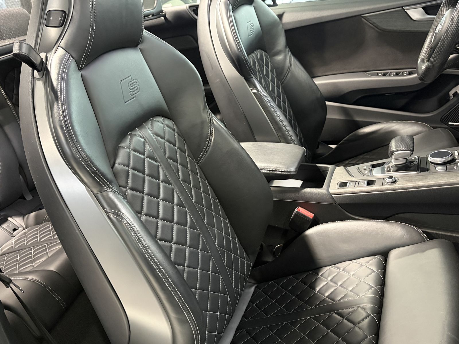 Audi A5 Cabriolet 40 TDI - S LINE / S-SITZE / MATRIX foto 2