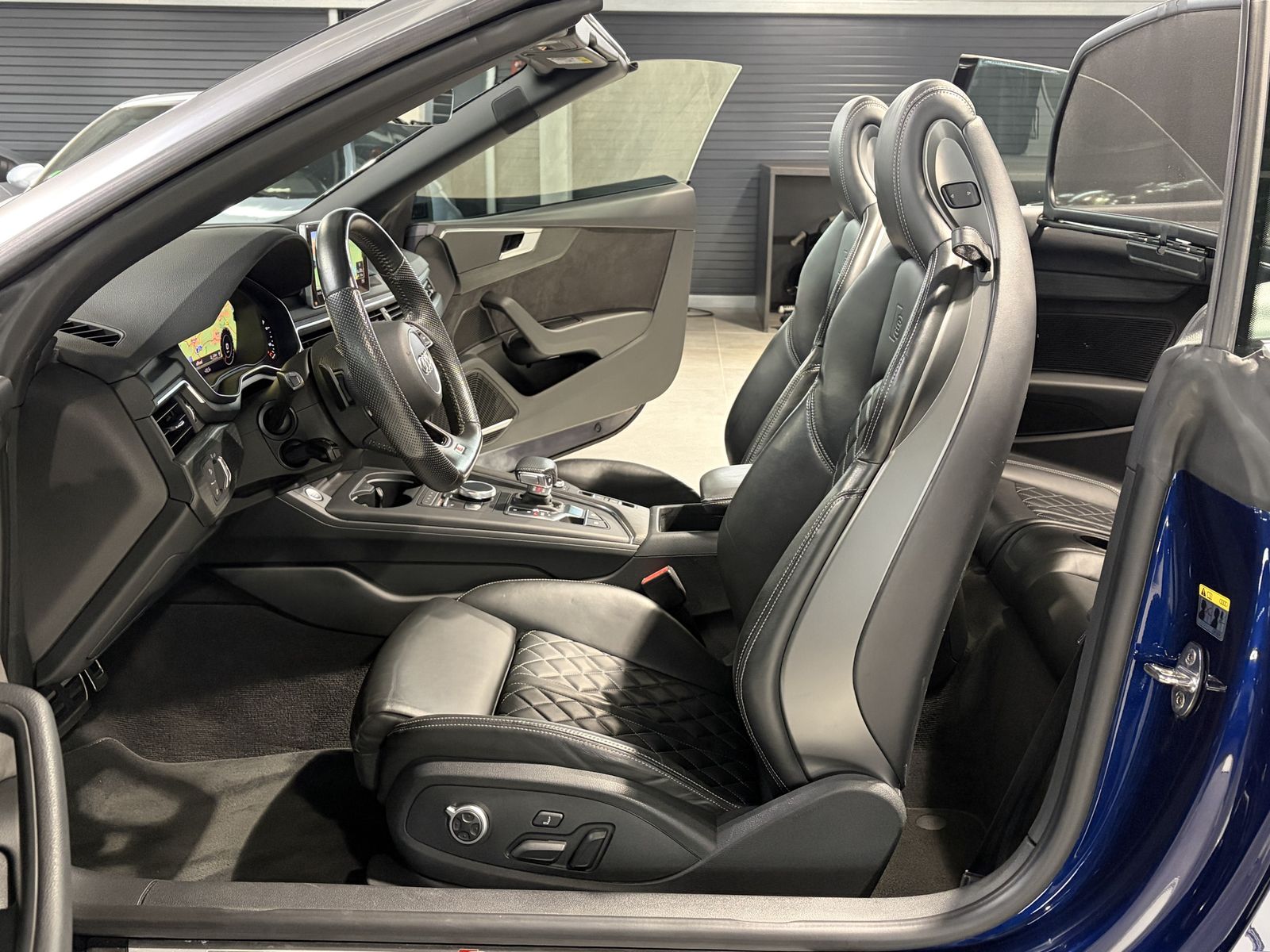 Audi A5 Cabriolet 40 TDI - S LINE / S-SITZE / MATRIX foto 23