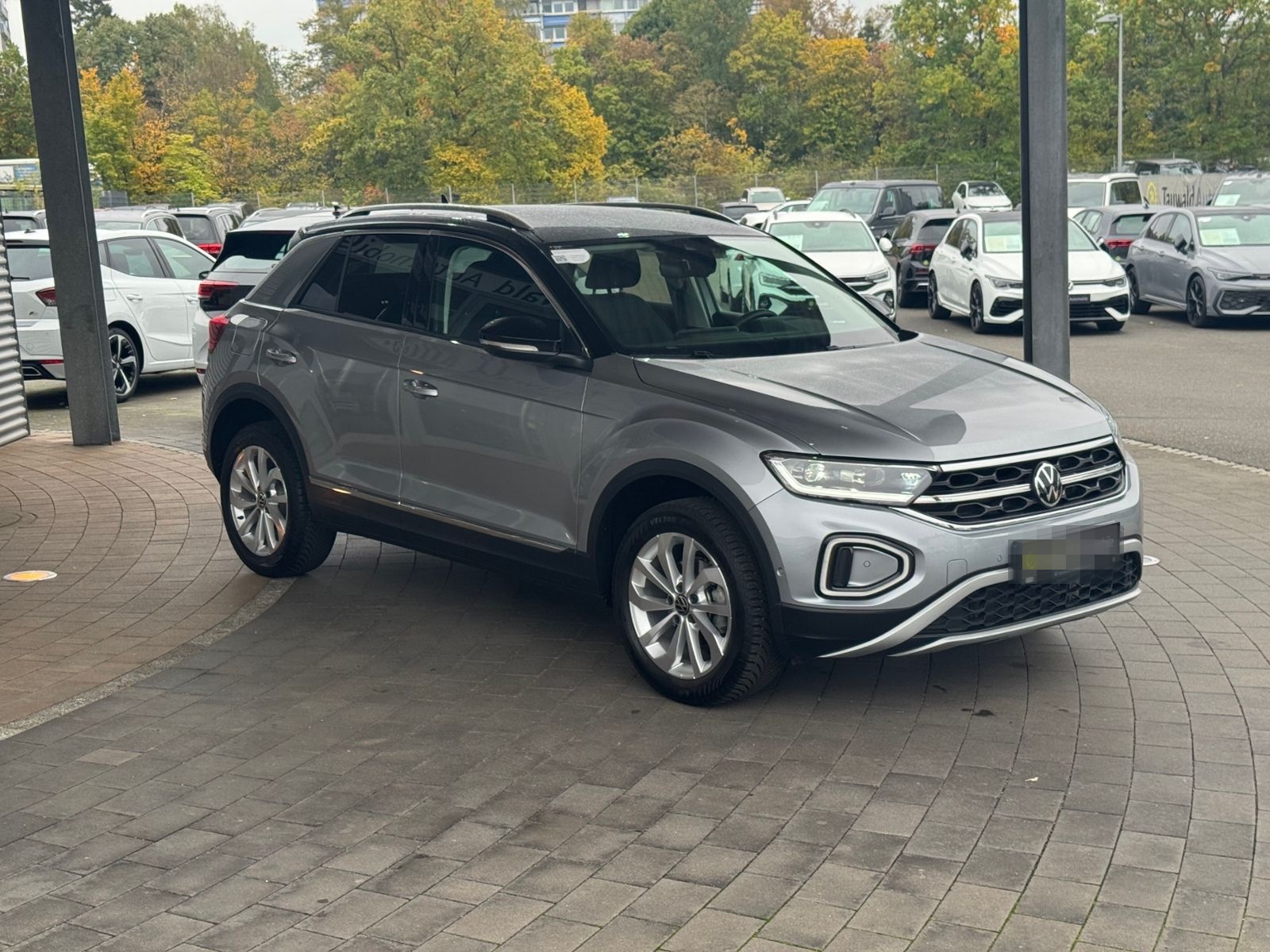 Volkswagen T-Roc 1.5 TSI DSG Style AHK/LED/ALLSEASON foto 3