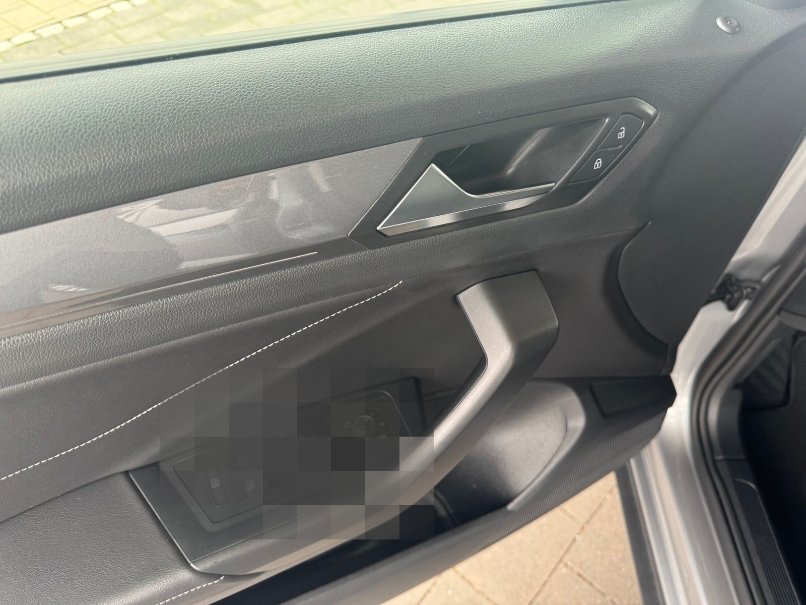 Volkswagen T-Roc 1.5 TSI DSG Style AHK/LED/ALLSEASON foto 23