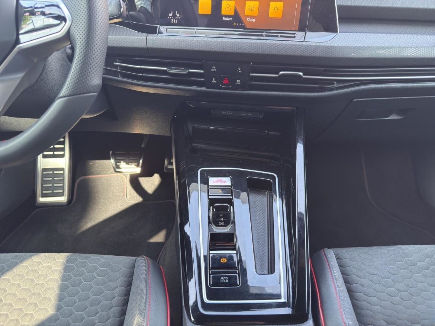 Volkswagen Golf GTI Clubsport Performance Akrapovic Matrix  foto 16