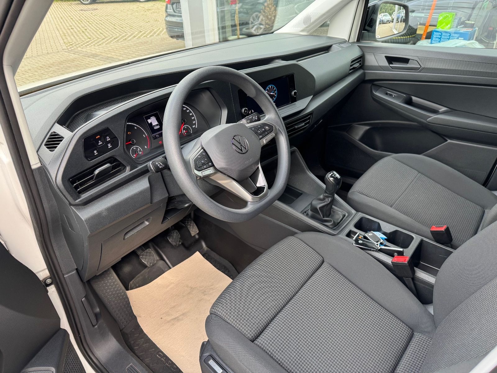 Volkswagen Caddy Maxi TDI Sthzg. SHZ AHK Regale foto 7