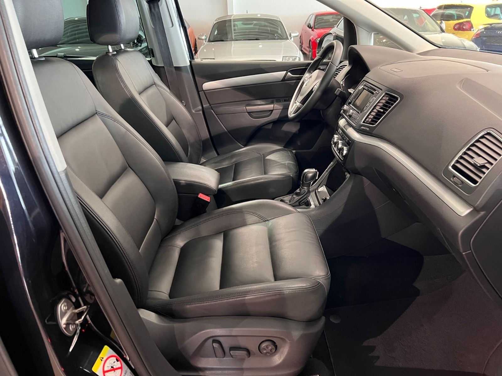 Volkswagen Sharan 2.0 TSI DSG Highline 1.HAND 7-Sitze NAVI foto 16