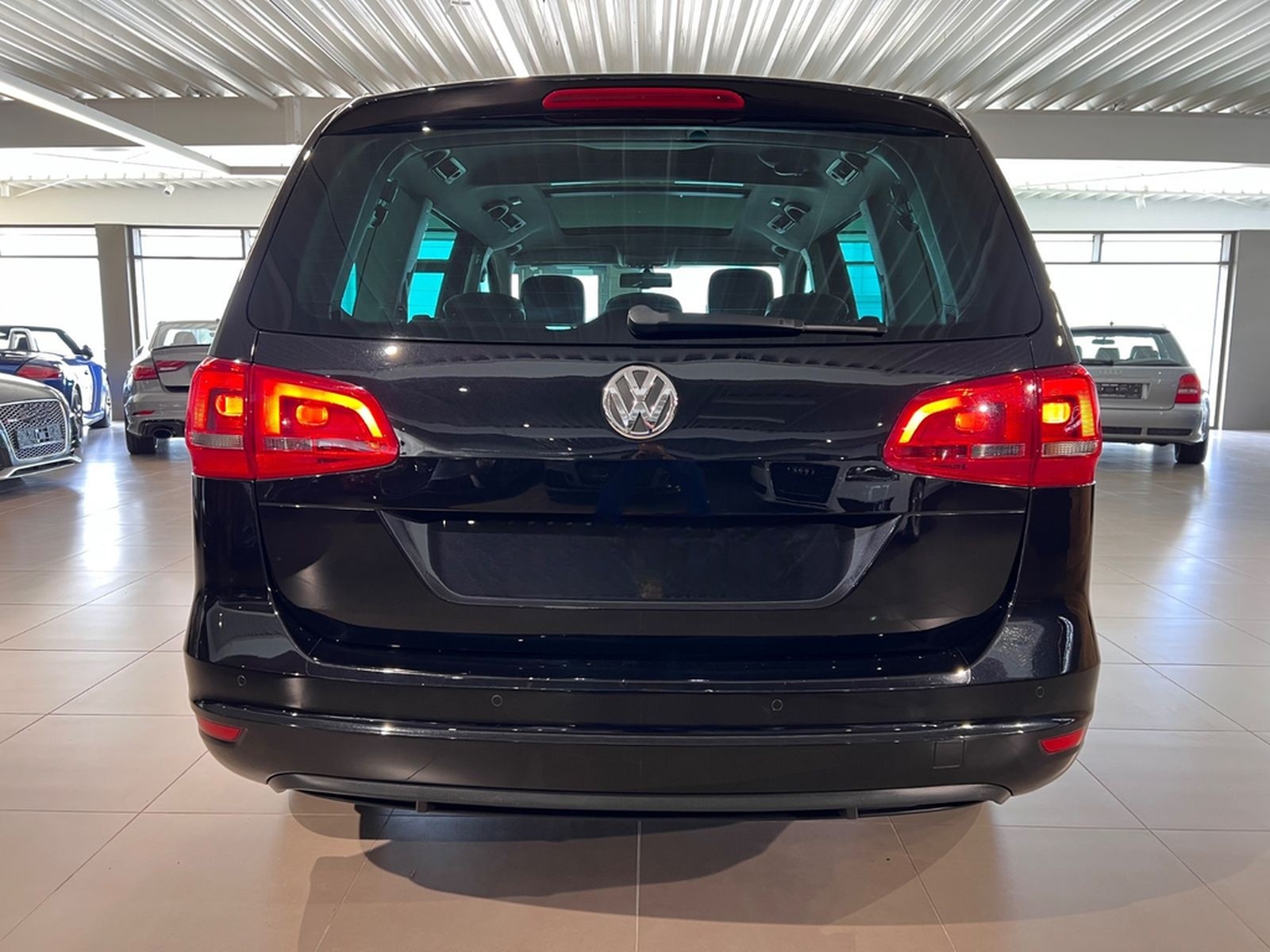 Volkswagen Sharan 2.0 TSI DSG Highline 1.HAND 7-Sitze NAVI foto 7