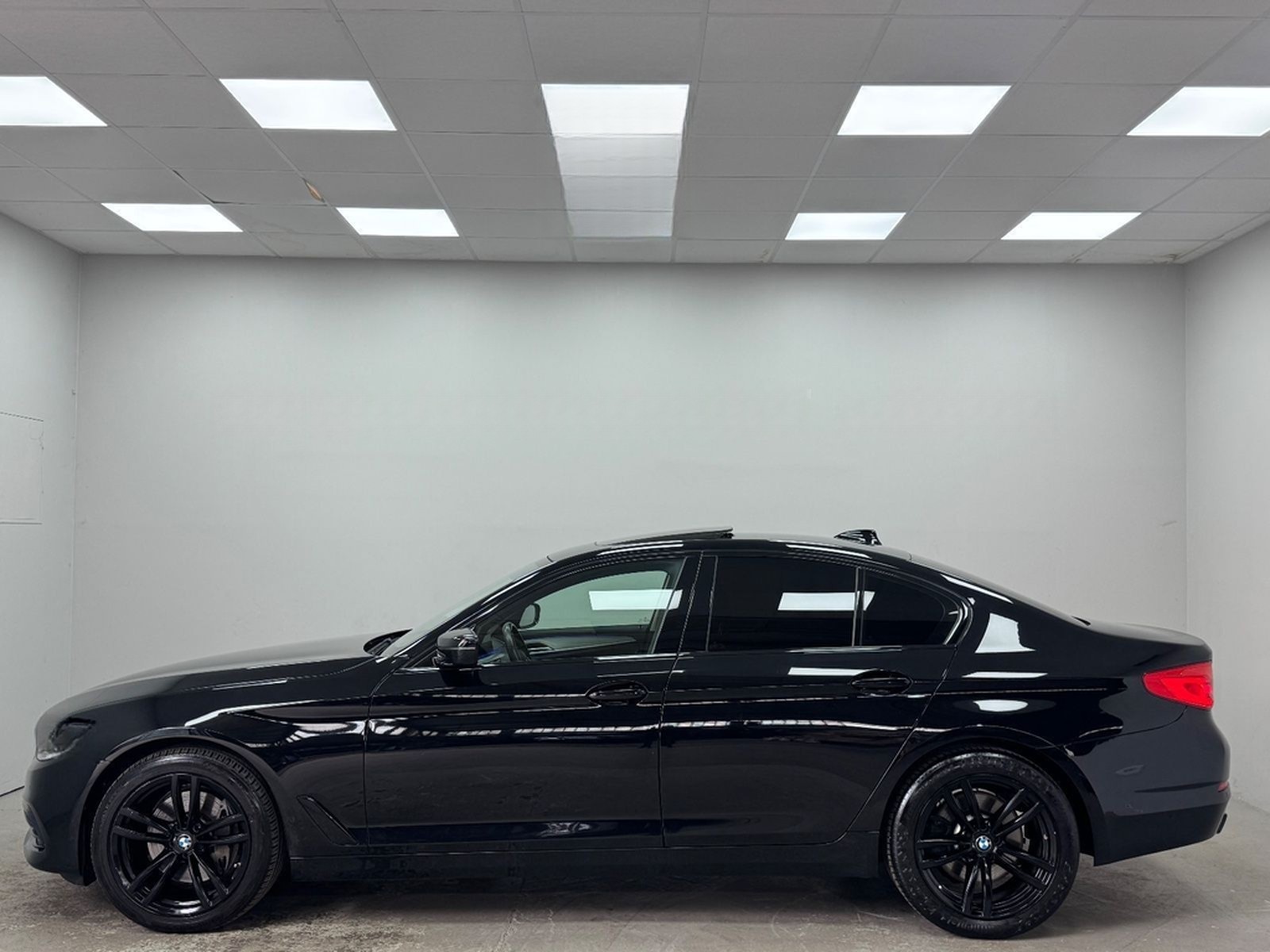 BMW 540 i Lim. xDrive Sport Line*Schiebedach*LED* foto 5