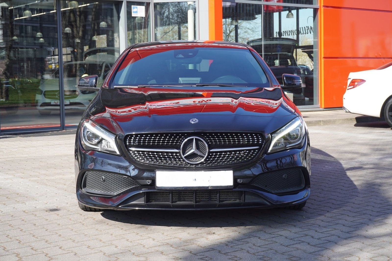Mercedes-Benz CLA 250 Shooting Brake AMG Line 7G-DCT LED Navi foto 3