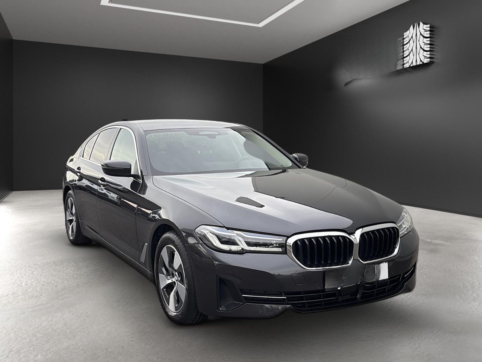 BMW 530 i HUD*Kamera*Leder*AHK*DrivingProf*Innovatio foto 2
