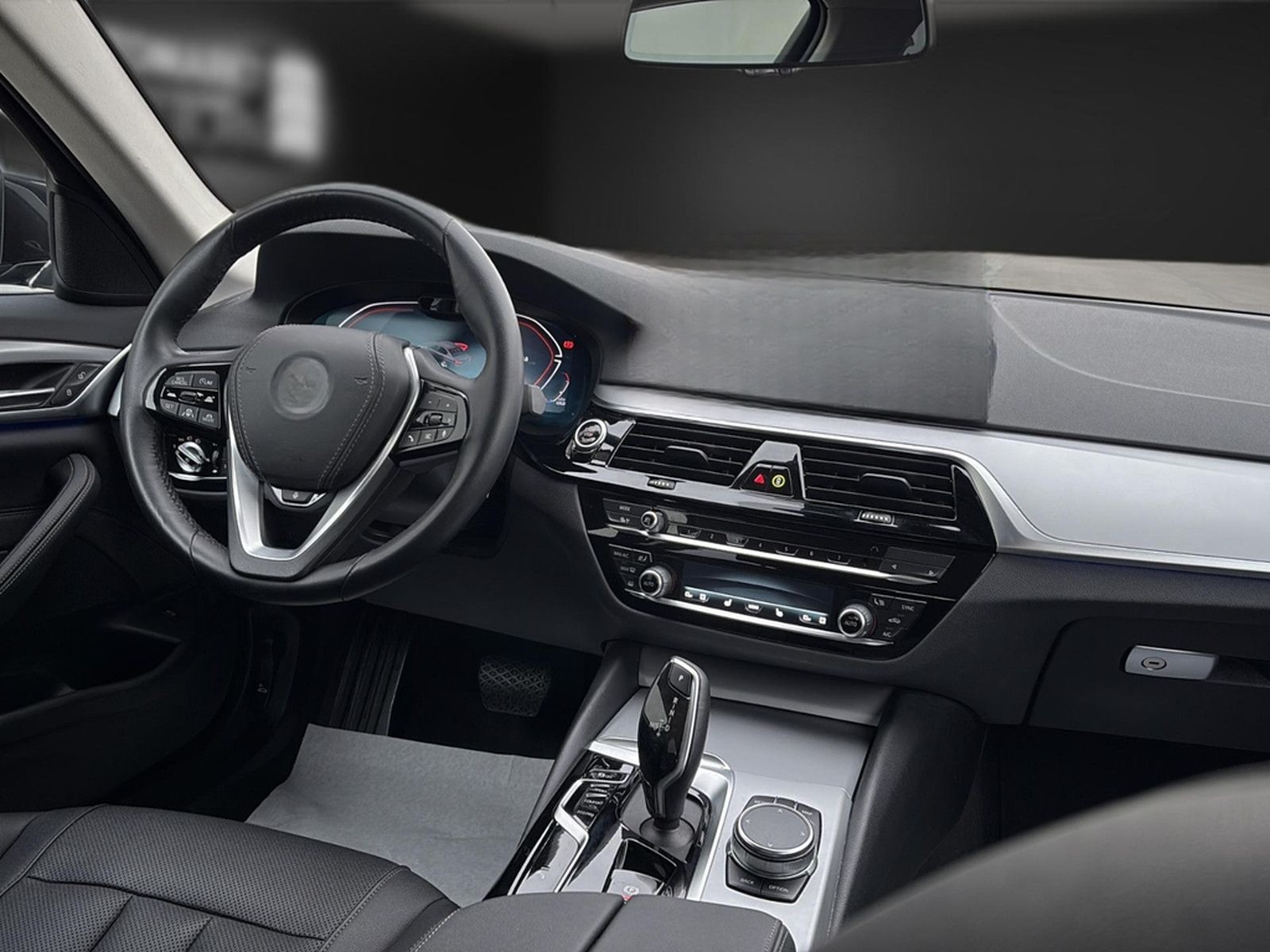 BMW 530 i HUD*Kamera*Leder*AHK*DrivingProf*Innovatio foto 17