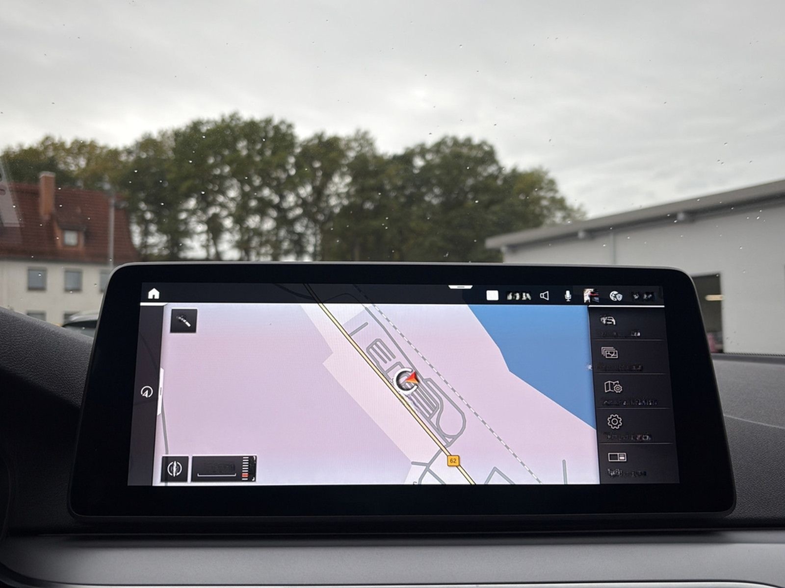 BMW 530 i HUD*Kamera*Leder*AHK*DrivingProf*Innovatio foto 22