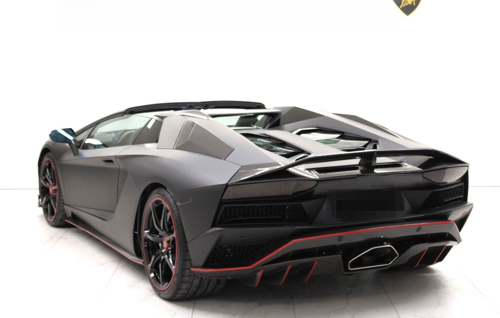 Lamborghini Aventador S Roadster foto 3