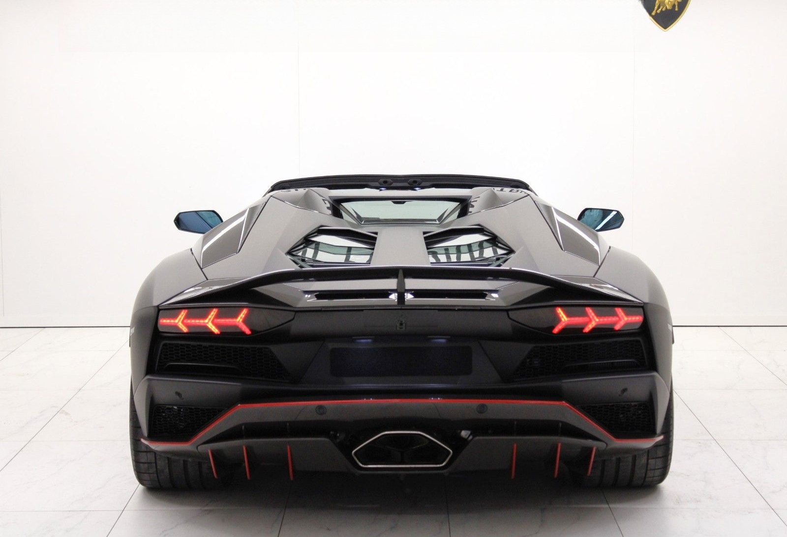 Lamborghini Aventador S Roadster foto 4