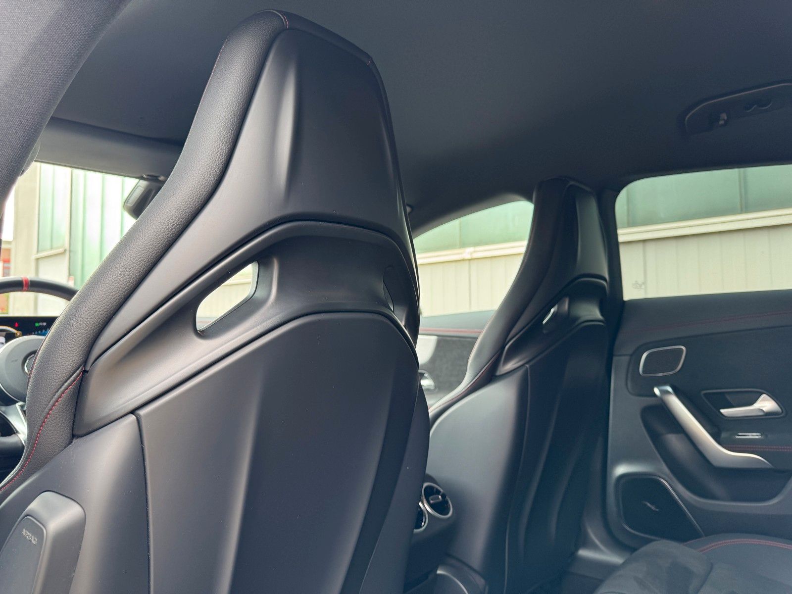 Mercedes-Benz CLA 35 AMG Shooting Brake 4M Performance*1.HAND* foto 18