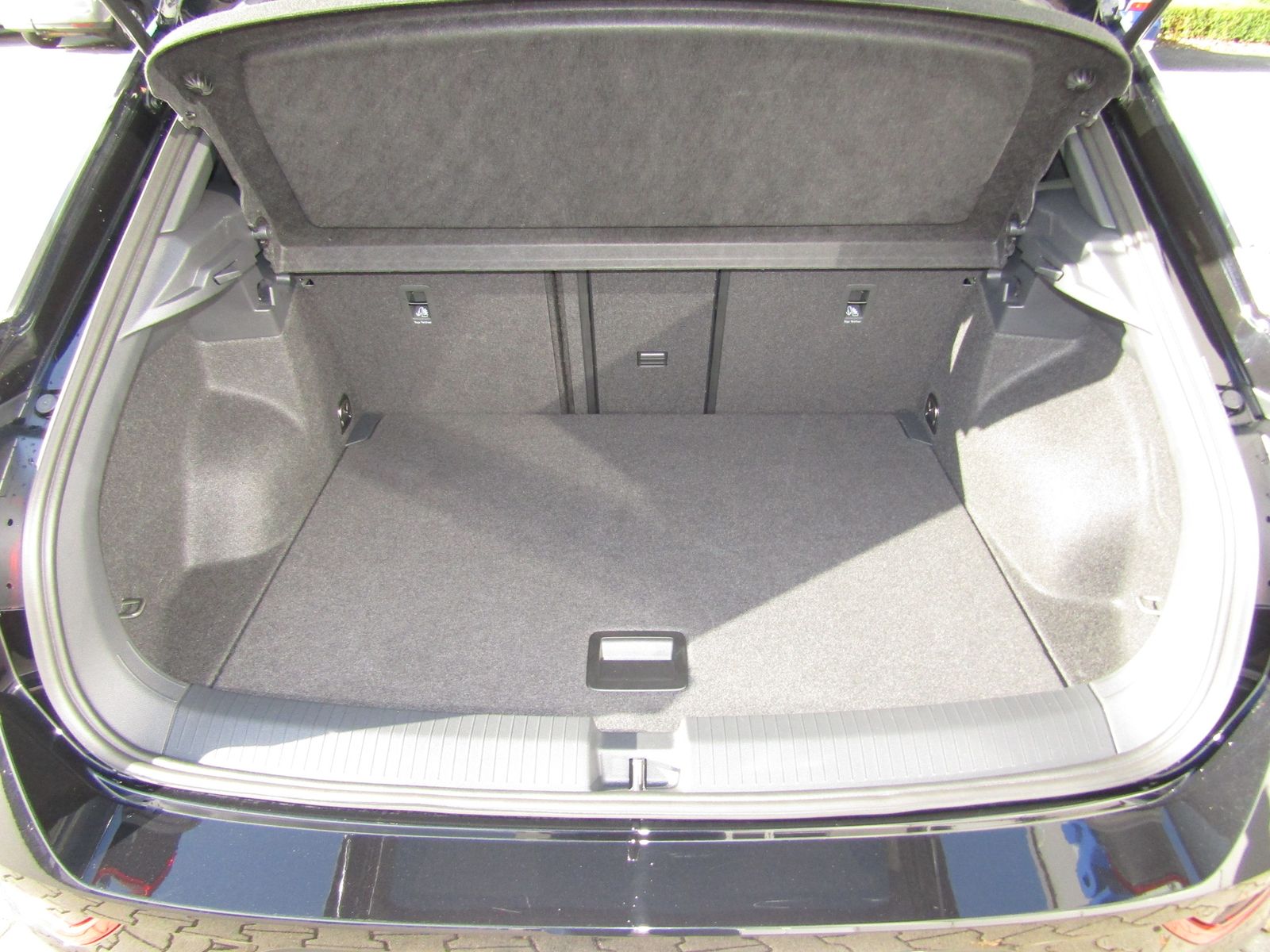 Volkswagen T-Roc 1.5 TSI Goal DSG, ACC, AHK, LED, Navi foto 7