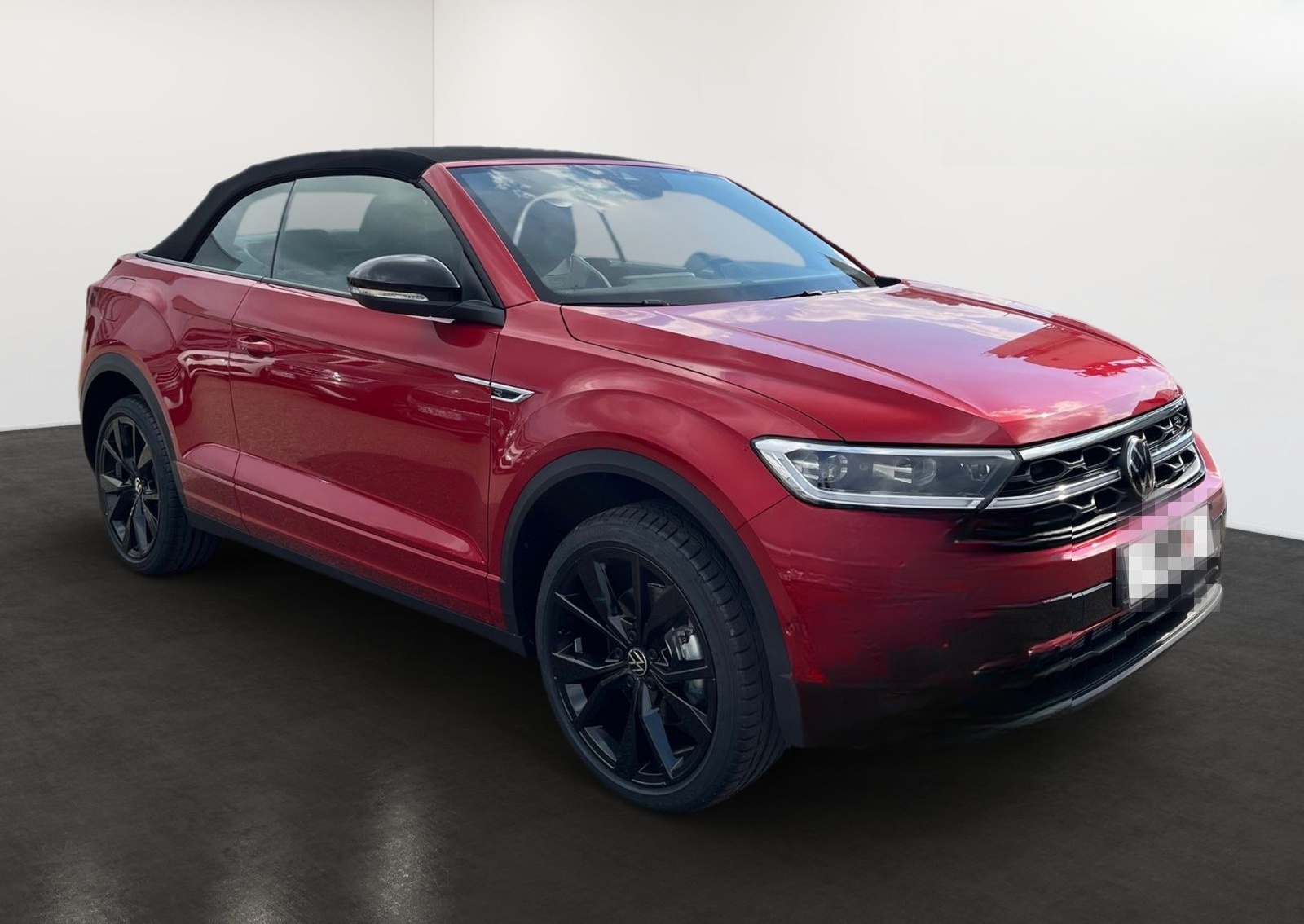 Volkswagen T-Roc Cabriolet R-Line 1.5 TSI 150 PS DSG IQ.DRI foto 2
