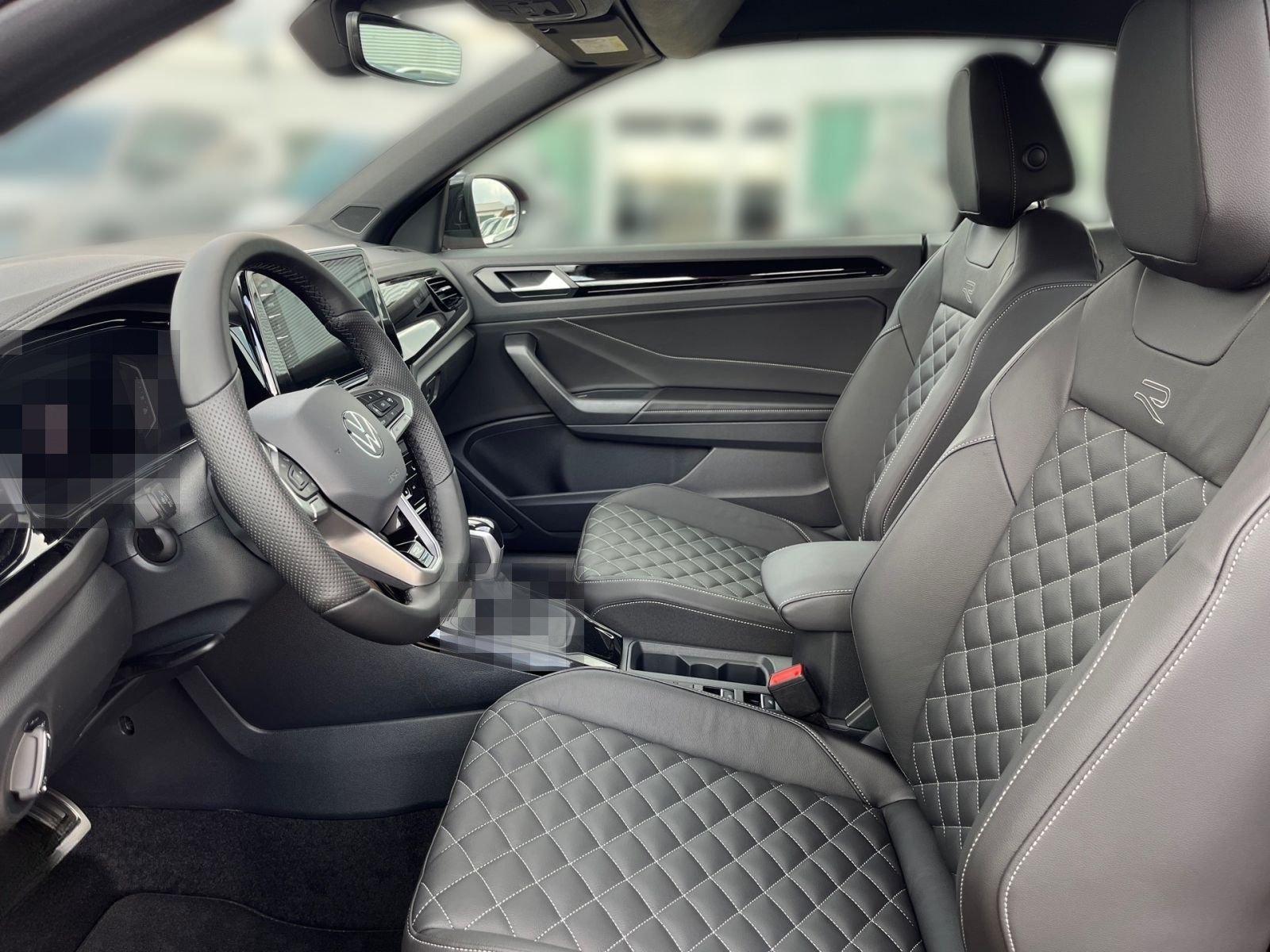 Volkswagen T-Roc Cabriolet R-Line 1.5 TSI 150 PS DSG IQ.DRI foto 7