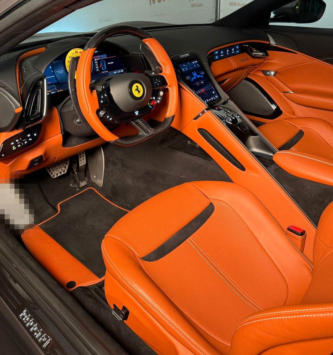 Ferrari Roma Atelier Carbon JBL PassengerDisplay foto 7