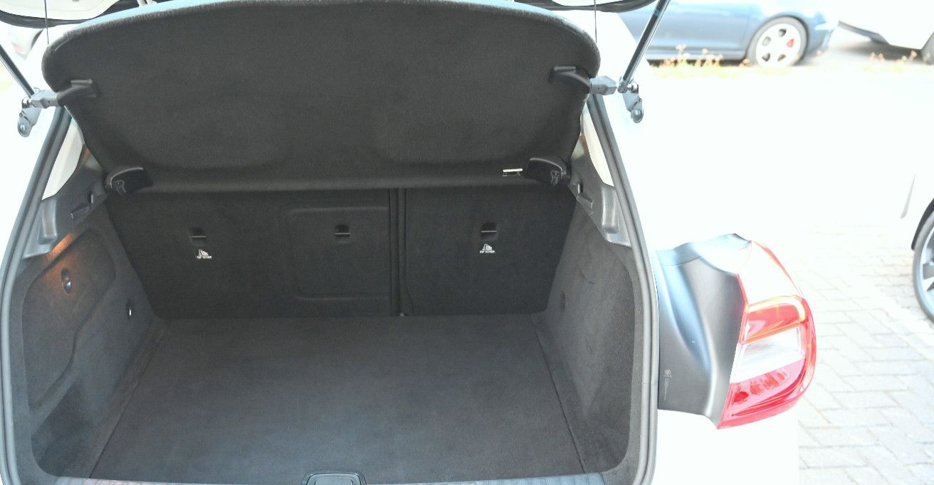Mercedes-Benz GLA 200 d CDI Navi PDC Kamera Sitzhz. PanoramaSD foto 18