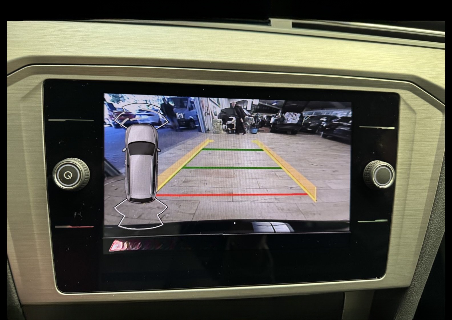 Volkswagen Passat Variant 2.0 TDI DSG AHK/Kamer/Navi/LED foto 21