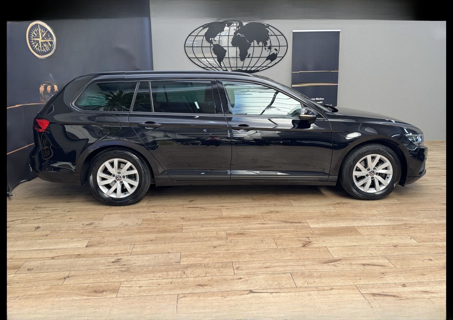 Volkswagen Passat Variant 2.0 TDI DSG AHK/Kamer/Navi/LED foto 5