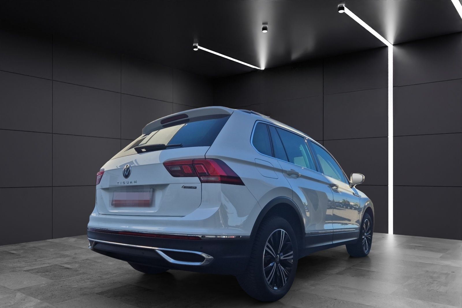 Volkswagen Tiguan TDI Elegance DSG 4M Matrix AID Pano ACC P foto 5