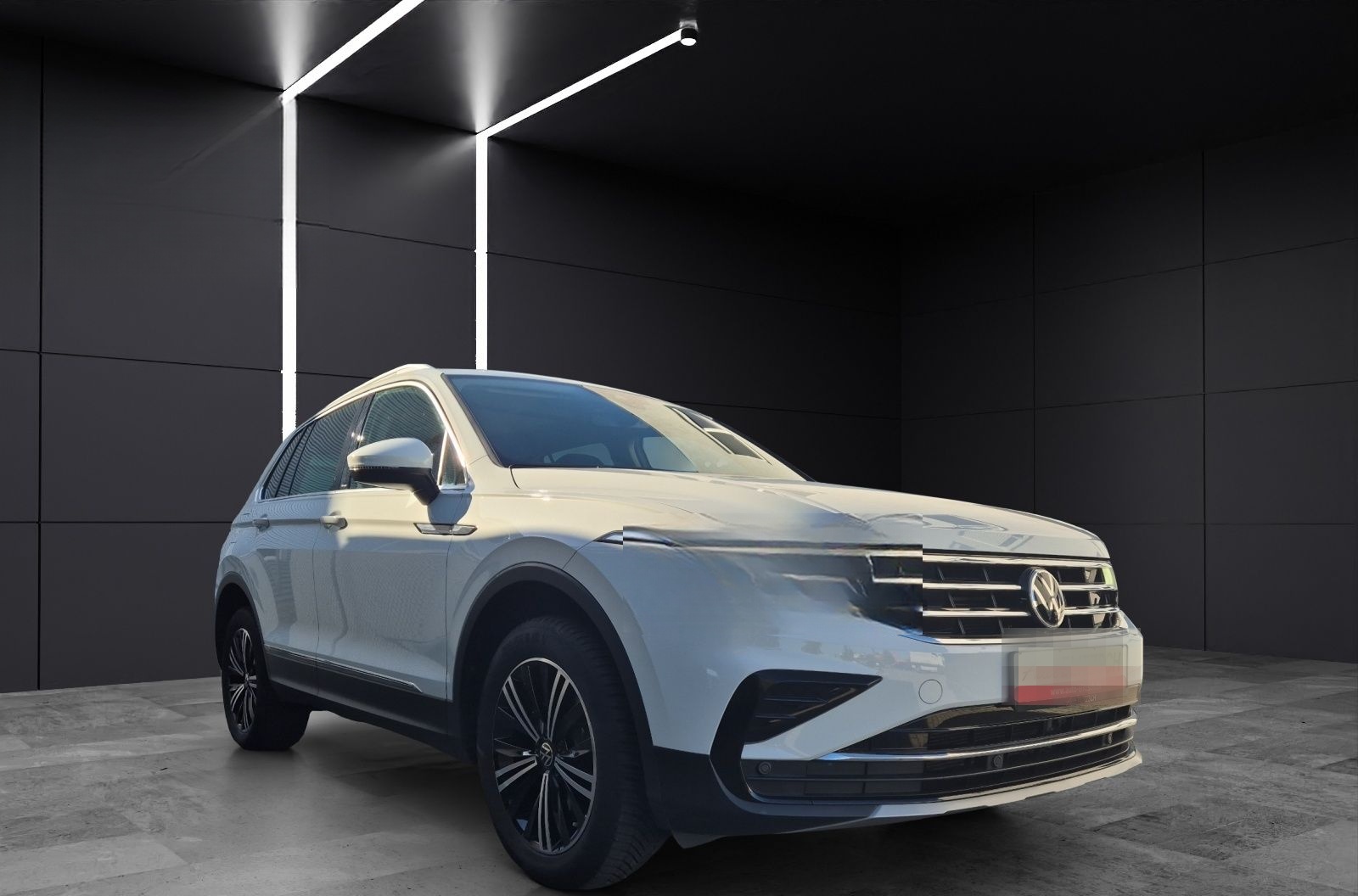 Volkswagen Tiguan TDI Elegance DSG 4M Matrix AID Pano ACC P foto 7