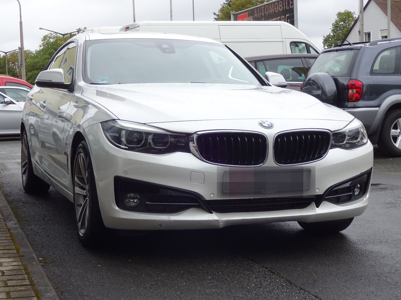 BMW GT Gran Turismo 320 d xDrive Sport Line foto 2