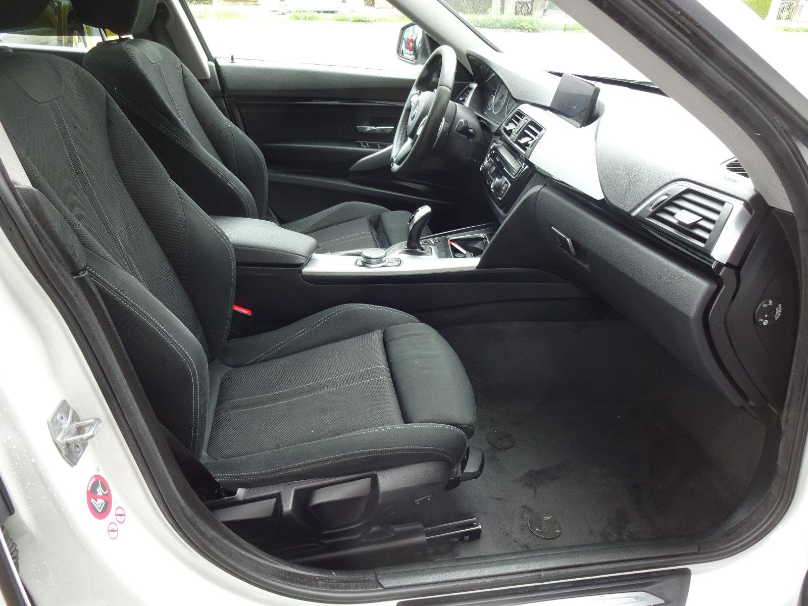 BMW GT Gran Turismo 320 d xDrive Sport Line foto 11