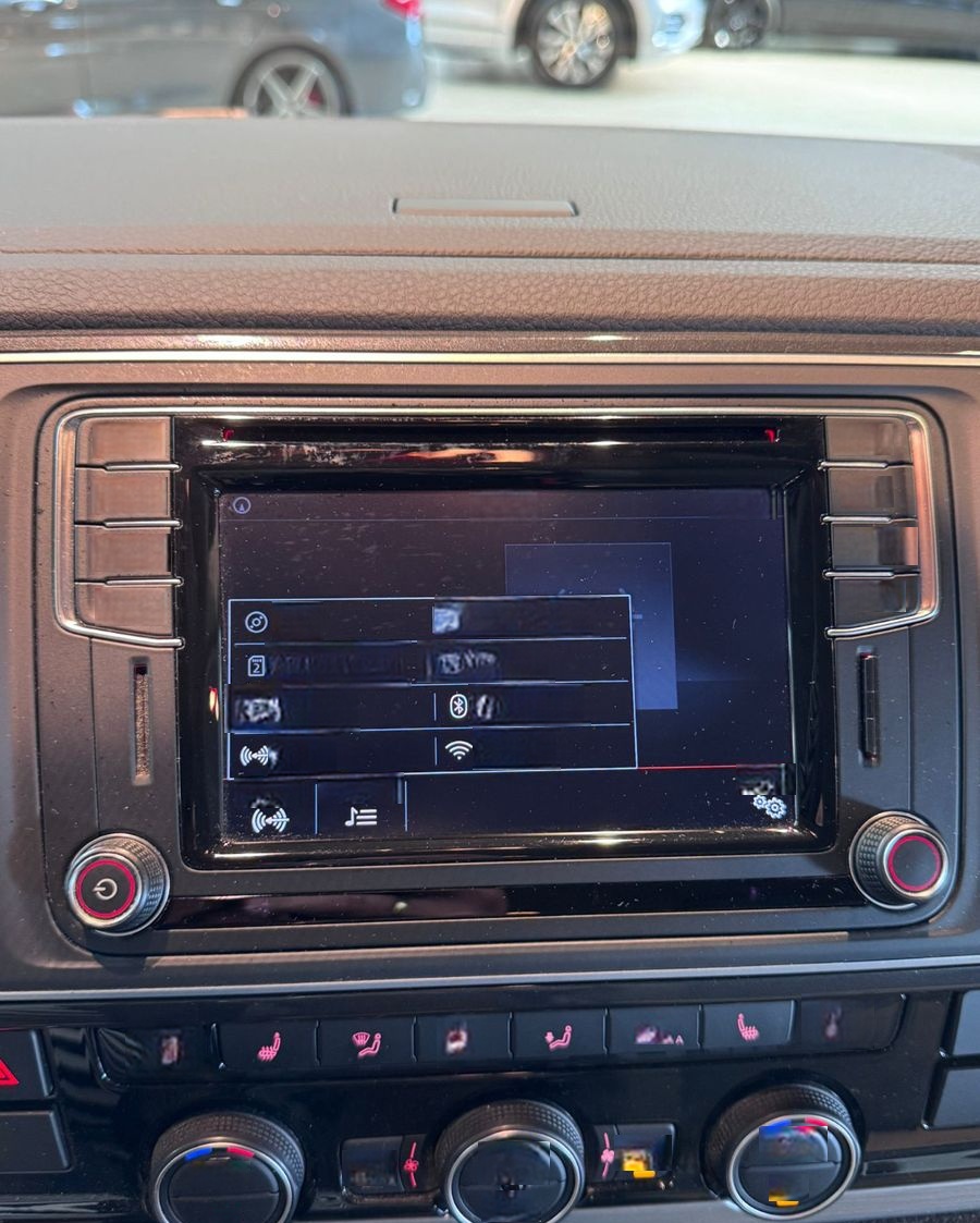 Volkswagen T6 Multivan DSG ACC Navi  AHK.2.HD foto 25