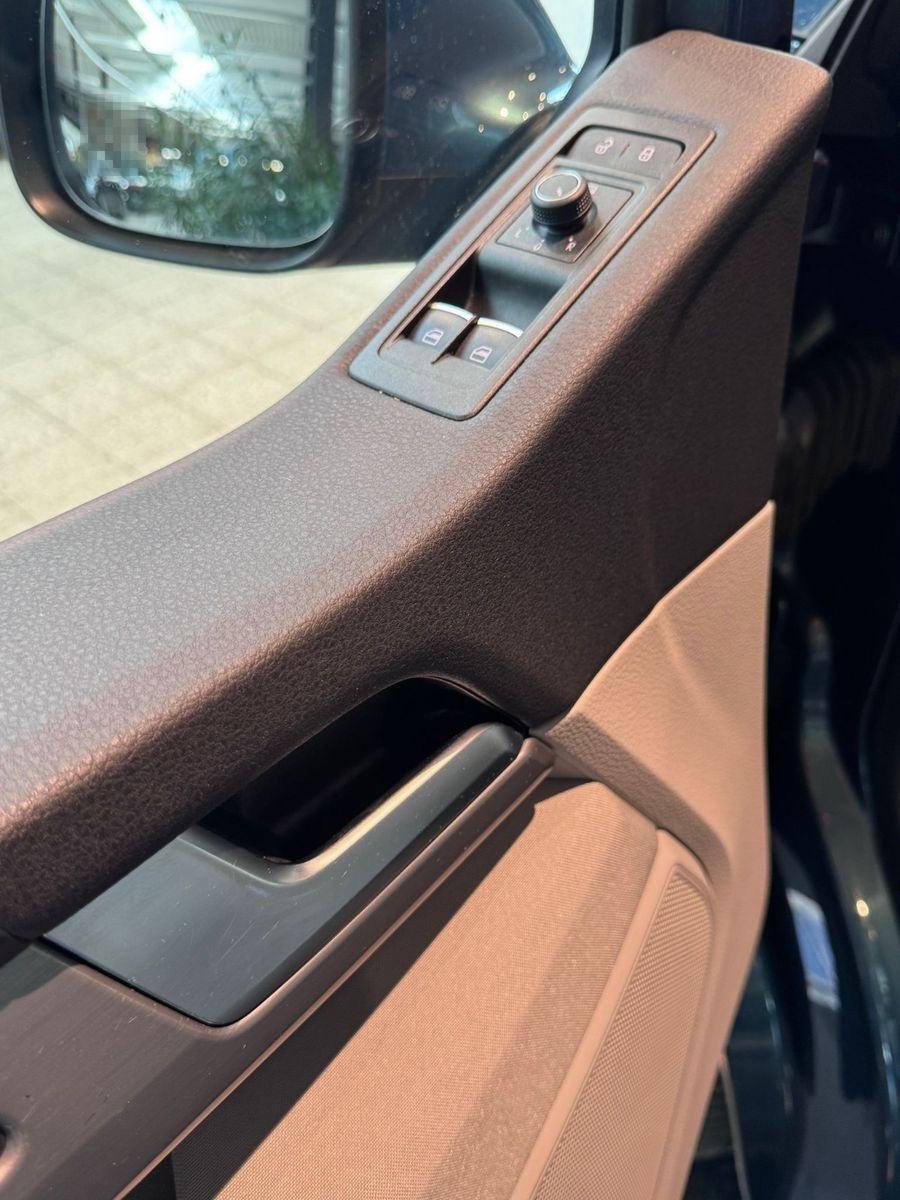 Volkswagen T6 Multivan DSG ACC Navi  AHK.2.HD foto 7