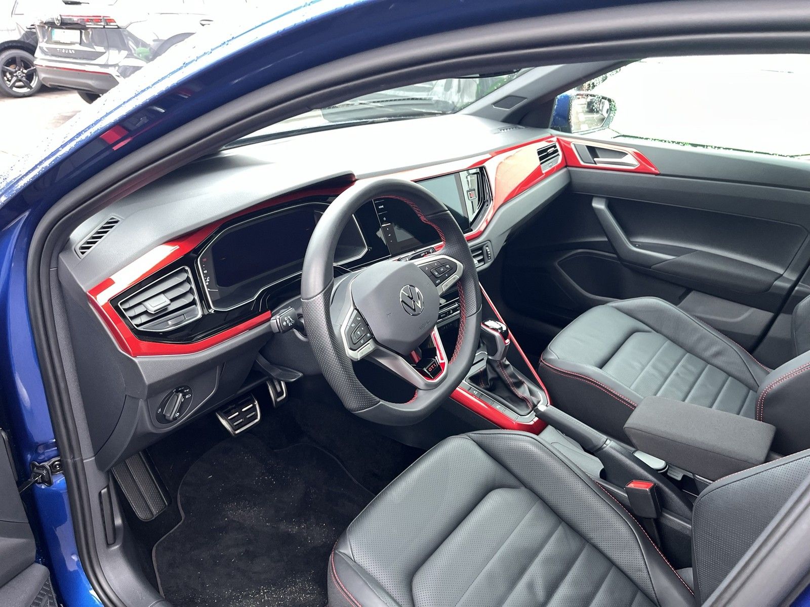 Volkswagen Polo 2.0 GTI Navi-Pro Leder Pano Keyless LM18 foto 8