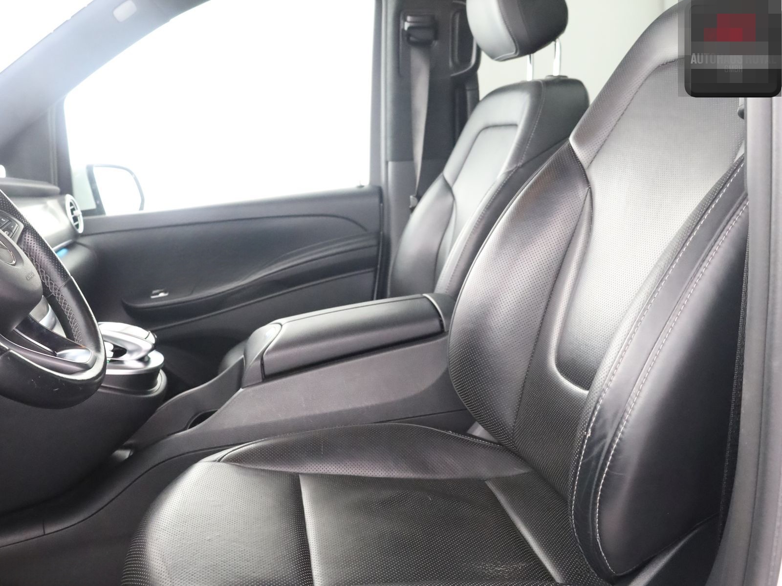 Mercedes-Benz V 250 d 4M LANG AMG EXCLUSIVE 7 SITZE STANDHZ,SH foto 10